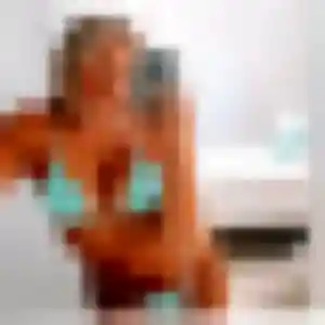 Azalee, fille de 45 ans cherche plan cul à Izon