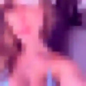 Photo exclusive de Iris, 33 ans à La Chevrolière - plan discret