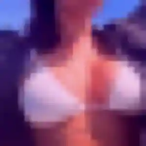 Suzanne, 20 ans, veut un plan cul à La Crau