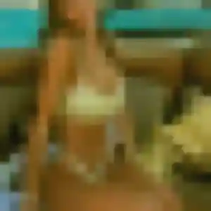 Viviane, 23 ans, dispo pour plan cul à La Fare-les-Oliviers