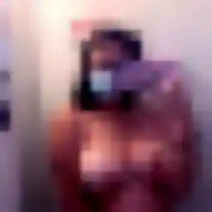 plan cul à La Ferté Macé : profil de Lucie, 20 ans - accès libre