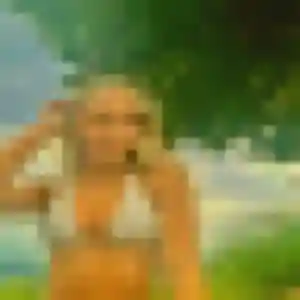 Agnes de La Grand-Croix, 24 ans - plan cul discret