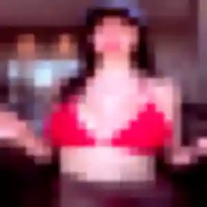 Rejoins Coralie, 20 ans à La Hague gratuitement