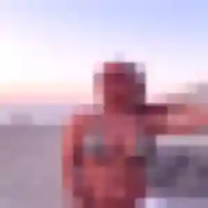 Viviane, 23 ans, en ligne à La Madeleine pour un plan cul