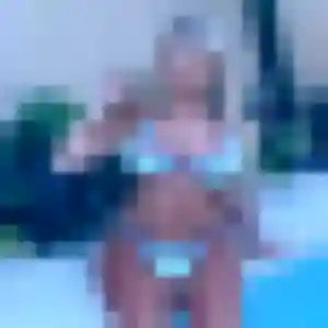 plan cul à La Penne-sur-Huveaune : profil de Ghislaine, 23 ans - accès libre