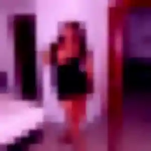 Fleur, 44 ans, disponible à La Ville-aux-Dames pour un plan cul