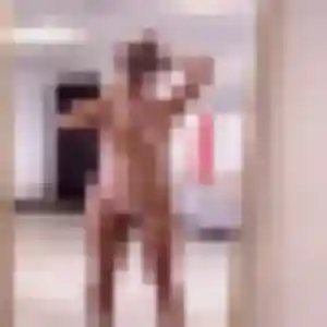 Kenza de Landerneau, 23 ans - plan cul sans prise de tête