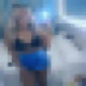 Uranie, 23 ans, dispo pour plan cul à Lentilly