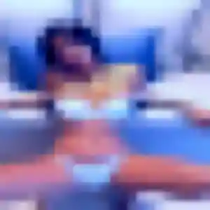 Anna de Les Achards, 33 ans - plan cul discret