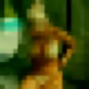 Nora, 19 ans, disponible à Les Trois-Îlets pour une rencontre coquine