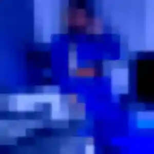 Giulia de Loos, 20 ans - plan cul discret