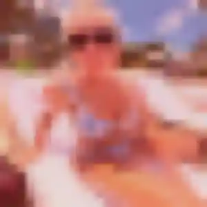 Barbara, femme de 22 ans propose plan cul à Louhans