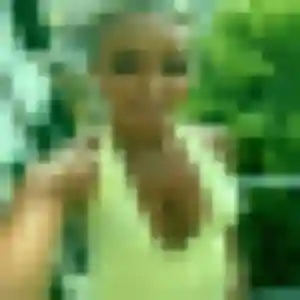 Photo de Jeanne à Louvres (19 ans) - plan cul gratuit