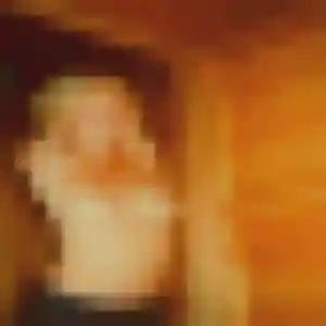 Julie, 20 ans, connectée à Lunéville pour une rencontre coquine