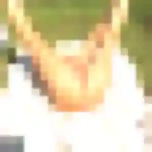 Belle Laura, 25 ans à Magny-les-Hameaux - la contacter