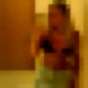 Corinne (33 ans) à Mazan attend un plan cul aujourd'hui