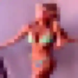 Hortense, 26 ans, en ligne à Meyzieu pour un plan cul