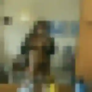 plan cul à Milhaud : profil de Adeline, 32 ans - accès libre