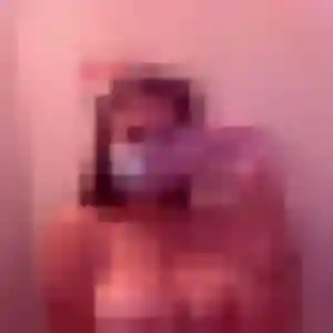 Yvette, 27 ans, disponible à Montaigu-Vendée pour un plan cul