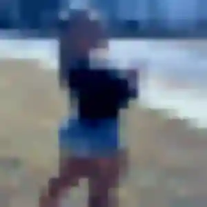 plan cul à Montreuil-Juigné : profil de Philippine, 33 ans - accès libre