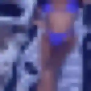 Rejoins Regine, 29 ans à Montrouge en t'inscrivant