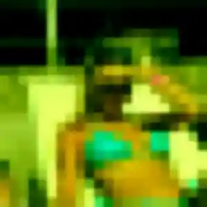 Charmante Yannick, 25 ans à Moret-Loing-et-Orvanne - la contacter