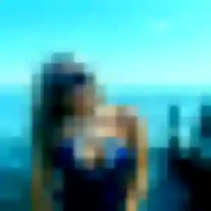 Découvre Kenza, 40 ans à Neuville-de-Poitou en privé