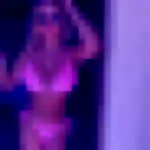 Fanny de Nueil-les-Aubiers, 32 ans - plan cul en toute liberté