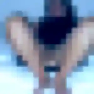 Photo de Louisa à Ombrée d'Anjou (25 ans) - plan cul anonyme