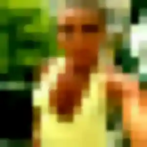 Charmante Amel, 24 ans à Oraison - découvrir son profil