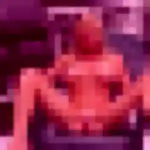 Erika, 31 ans, en ligne à Orléans pour une rencontre coquine