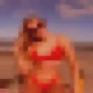 Laetitia, 33 ans, en ligne à Oyonnax pour une rencontre coquine