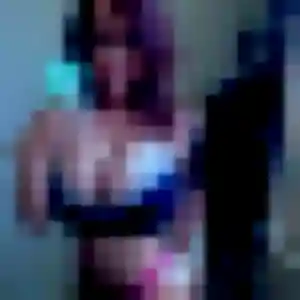 Charmante Nina, 34 ans à Petit-Caux - voir sa photo