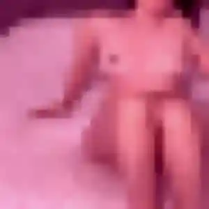 Découvre Ulrike, 21 ans à Petite-Rosselle gratuitement