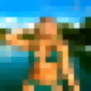 Rejoins Luna, 19 ans à Pierrelatte en t'inscrivant