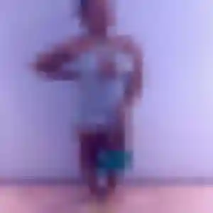 Helena (35 ans) à Pleurtuit attend un plan cul ce soir