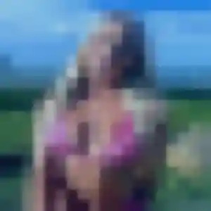 Fleur, 44 ans, en ligne à Ploudalmézeau pour un plan cul