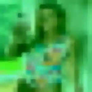 Lily (28 ans) à Plouhinec attend un plan cul aujourd'hui