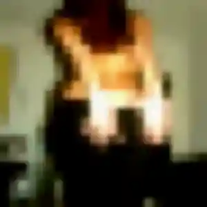 Charmante Henriette, 43 ans à Pluneret - voir sa photo