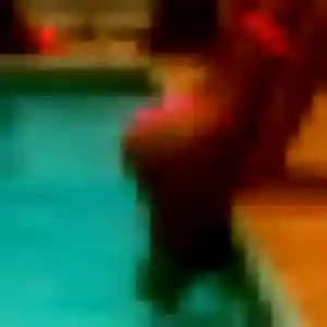 Anastasia de Poisy, 20 ans - plan cul discret