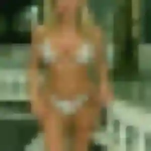 Raphaelle, 21 ans, en ligne à Pont-Audemer pour une rencontre coquine