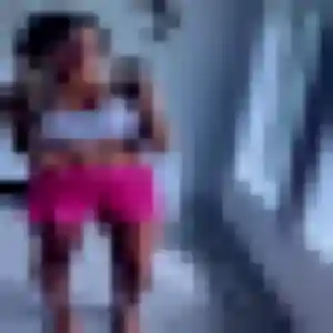 Ameline de Pont-Saint-Martin, 25 ans - plan cul en toute liberté