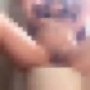 Rejoins Oumaima, 31 ans à Revel en privé