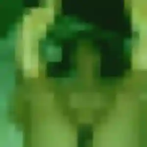 Photo de Debora à Roche-la-Molière (43 ans) - plan cul sans inscription