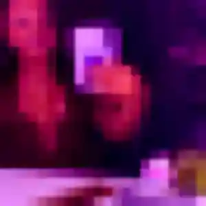 Charmante Lucienne, 37 ans à Rochefort-du-Gard - voir sa photo