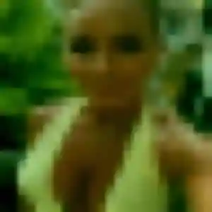 Uranie, 20 ans, en ligne à Rouvroy pour une rencontre coquine