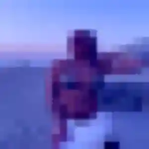 Découvre Martine, 20 ans à Rueil-Malmaison en privé