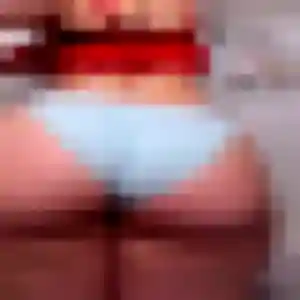 Valentine, 41 ans, dispo pour plan cul à Saint-Alban-Leysse