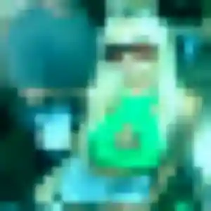 Laura, fille de 21 ans propose plan cul à Saint-Claude