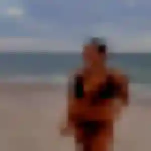 Ulrike, femme de 20 ans propose plan cul à Saint-Denis